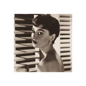 Reprodukce - Fotografie - Audrey Hepburn (Blinds), Paramount Pictures