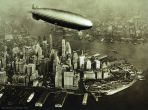 Reprodukce - Město - The Hindenburg Airship, 1936